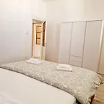 Pape Διαμέρισμα *