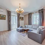 Pape Apartmán Split
